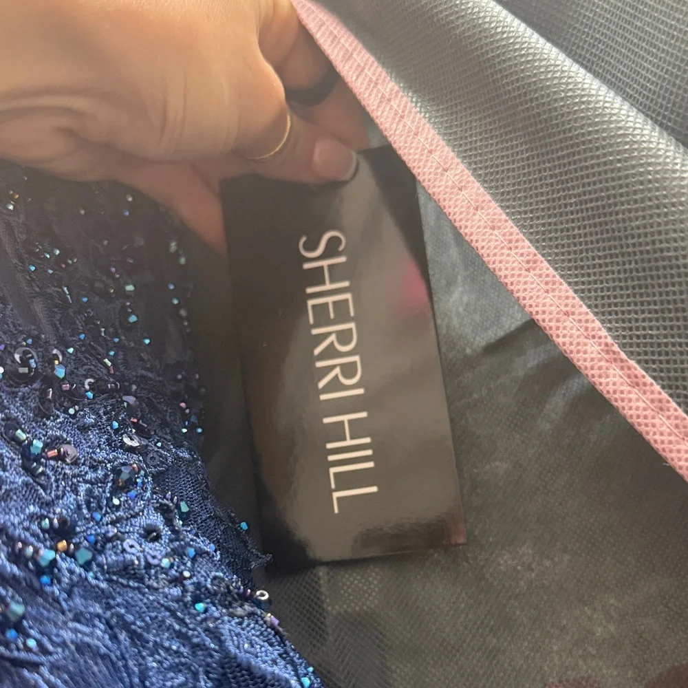 Sherry hill navy strapless - Picture 3 of 4